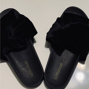 Slip on shoes size 7
